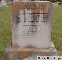 Dan R Smith