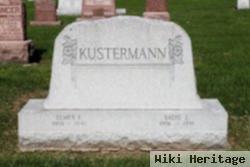 Elmer F Kustermann