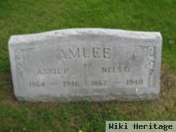 Nels G Amlee