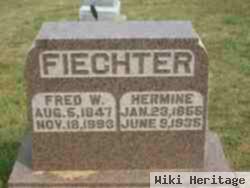 Hermine Dean Fiechter