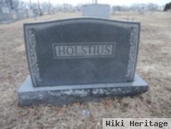 Albert R Holstius