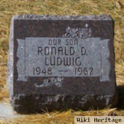 Ronald D Ludwig