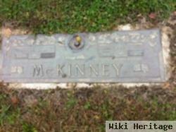 Mamie D Mckinney