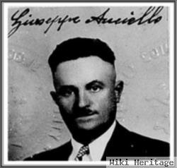 Guiseppi "joe" Auciello