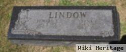 Howard L Lindow