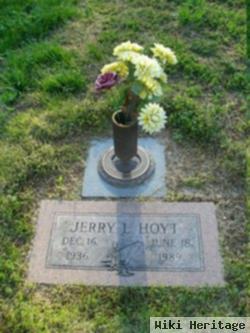 Jerry L Hoyt