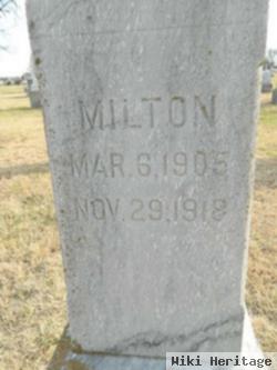 Milton Curry