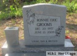 Ronnie Eric Grooms