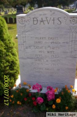 Perry Davis, Jr