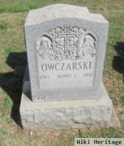 Henry J Owczarski