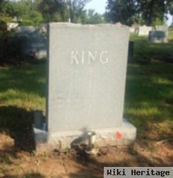 Robert Earl King, Jr