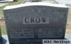 Mae Cash Crow