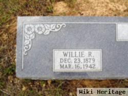 Willie R Leming