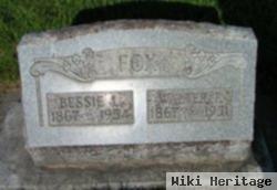 Bessie L Fox