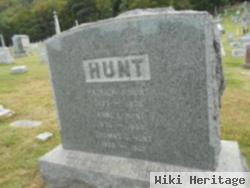 Patrick J Hunt