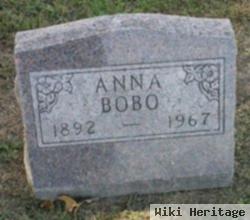 Anna Bobo