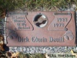 Dick Edwin Devitt