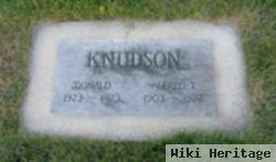 Alfred T Knudson