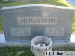 Loy R Houston