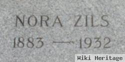 Nora Zils