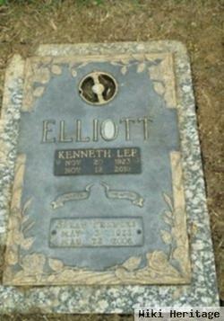 Kenneth Lee Elliott
