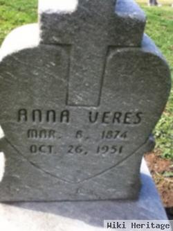 Anna Veres