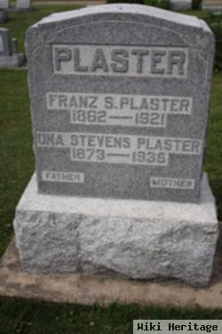 Ona Stevens Plaster