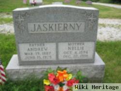 Nellie Jaskierny