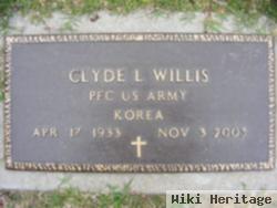 Clyde L Willis