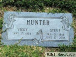 Vicky Lynn Keys Hunter