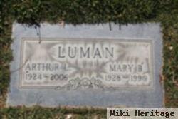 Arthur L Luman