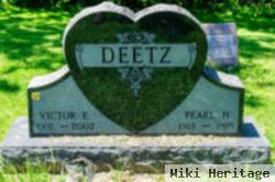 Victor E Deetz