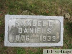 Samuel D Daniels