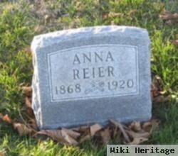 Anna M Reier