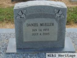 Daniel Mueller