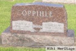 Everett W Oppihle