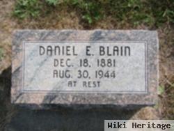 Daniel E Blain