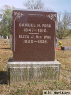 Eliza J. Lee Risk