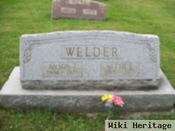 Hettie L Welder