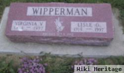 Lisle O Wipperman