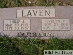 Evelyn V Laven