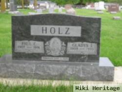 Gladys Holz