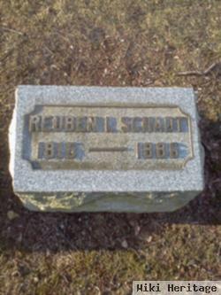 Reuben L Schadt