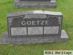 Gladys Goetze