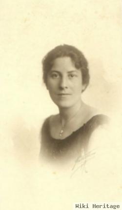 Josephine Martha "jo" Wallace