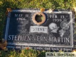 Stephen Vern "steve" Martin