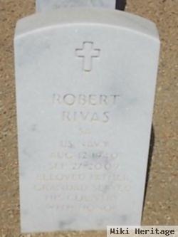 Robert Rivas