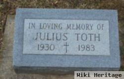 Julius Toth