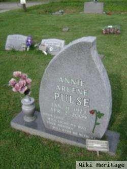 Annie Arlene "sister" Pulse
