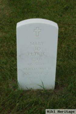 Mary Jo Petrik